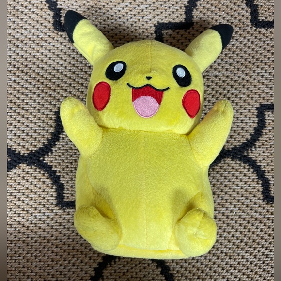 2017 TOMY 10” Pokemon My Friend Pikachu Plush Toy Light Up Talking Plush Moves! - Picture 1 of 10